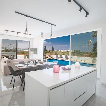 1544 - Imagine Your Family Renting A Luxury Close To Main Attractions * Protaras